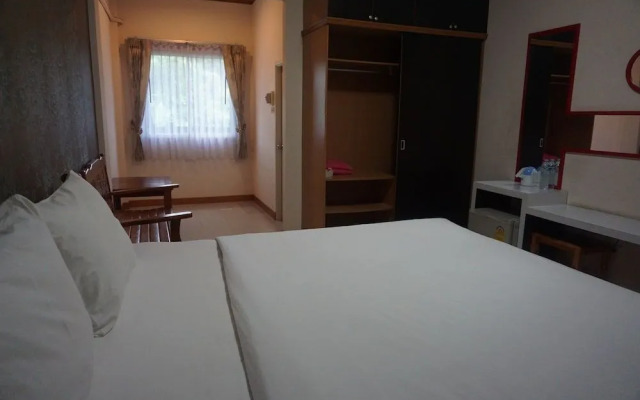 Wetsawat Place Hotel