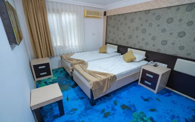 Aperion Beach Hotel