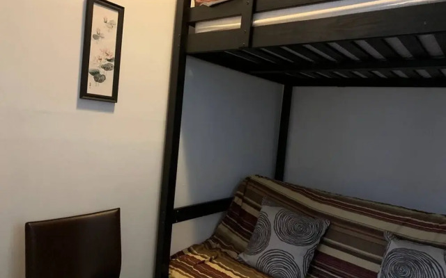 A-Center of Capital Hill- Sleep 2