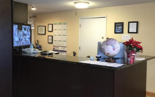 Smokey Point Motor Inn