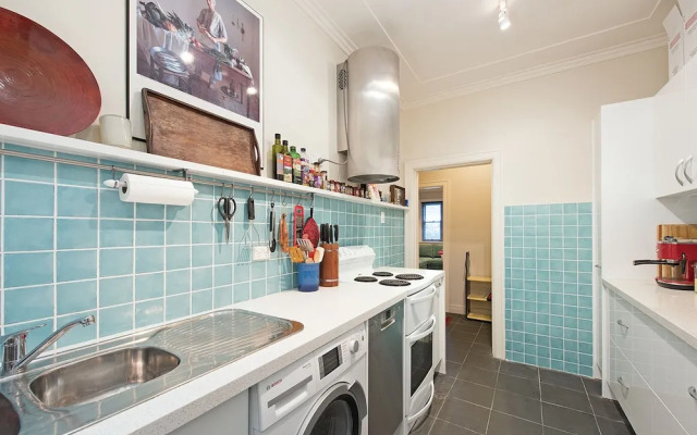 Comfy Coogee Living H328
