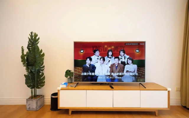 Tyms Elegant 3BR 2BA Apt Near Malls