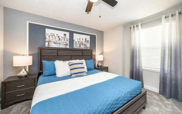 Tvpm 2858bd sl 8 Bedroom Home by RedAwning