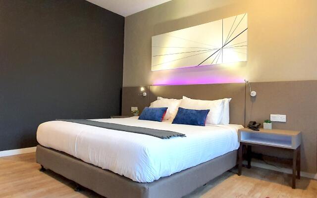 Empire Damansara | Deluxe King Hotel Suite