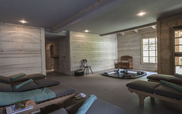 Le Cerf Amoureux Hotel