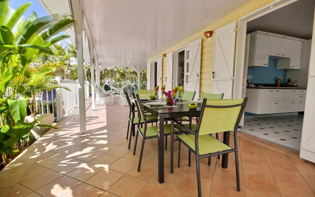 Villa Cattleya: 4ch, piscine et grande terrasse couverte