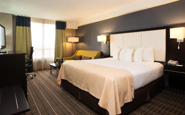 Holiday Inn Hotel & Suites Mississauga by IHG