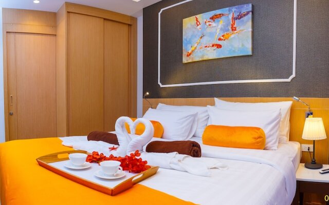 Aristo 2 Beach Front - by Holy Cow 413