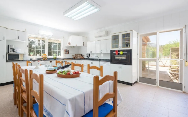 Villa in Campanet With Private Pool & Tennis