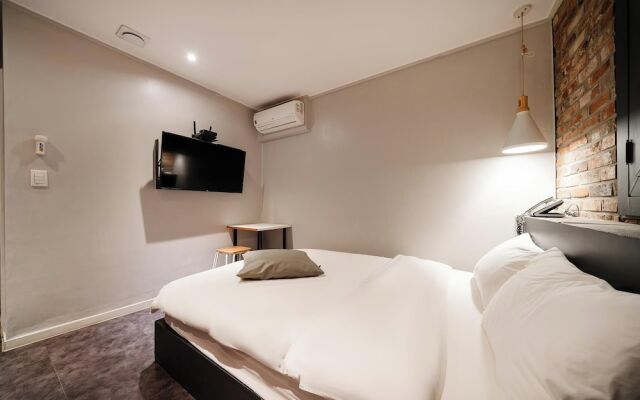 Stay Inn Hotel
