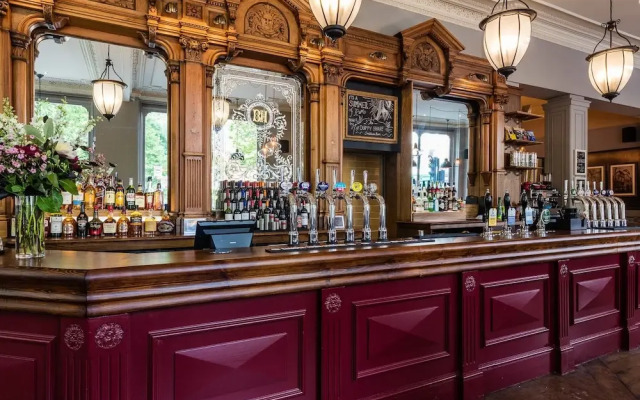 Brook Green Hotel