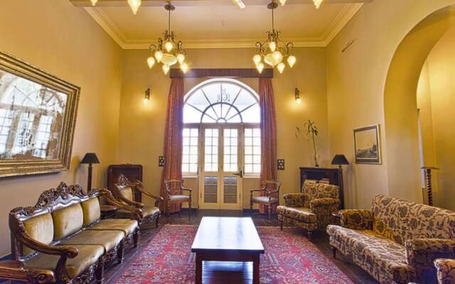 Altus Luxury Homestay