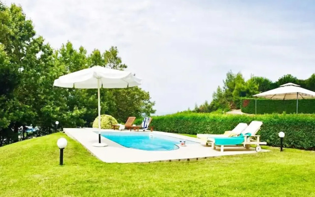 Monad Villa Hellas Hanioti