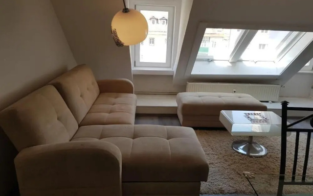 Above Ljubljanica River Apartment