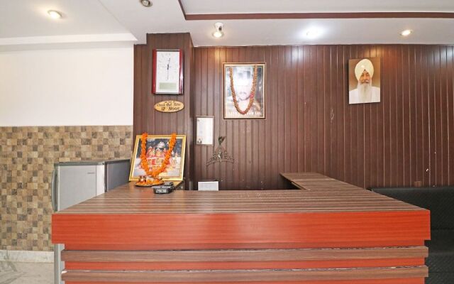 OYO 18916 Shyam Residency