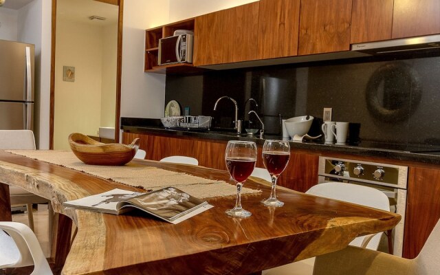 Kuxtal 201 by iMexico