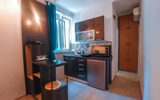 Julije Rooms