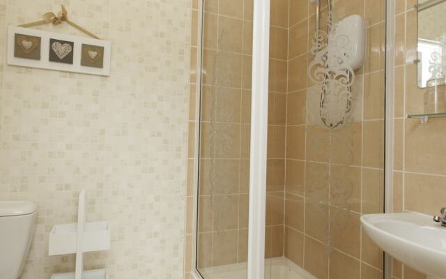 Buckingham Lodge - Guest house