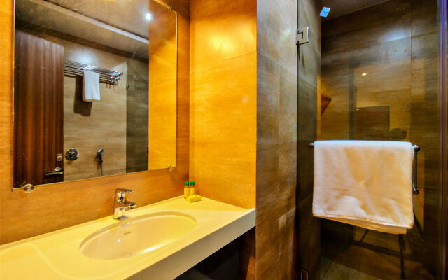 FabHotel Le Western Andheri