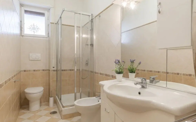 Luxury, Large Flat With Terrace on Vatican Walls