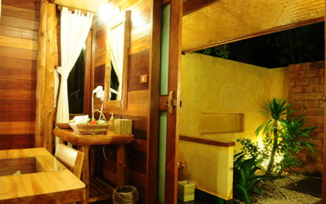 Keeree Waree Seaside Villa