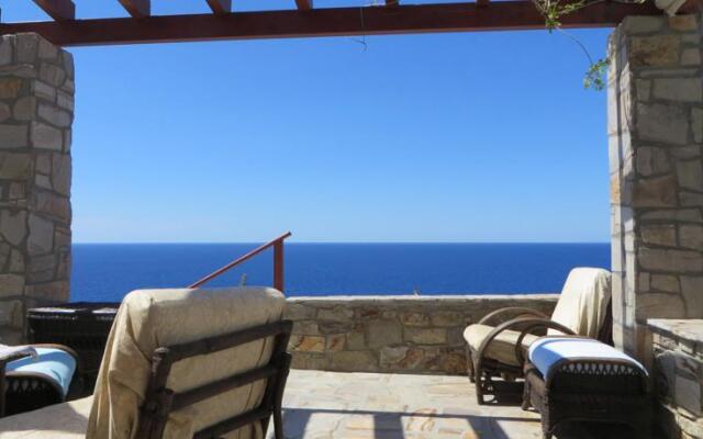 Villa Ikaros