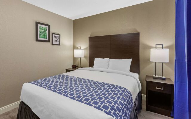 Rodeway Inn & Suites Ontario