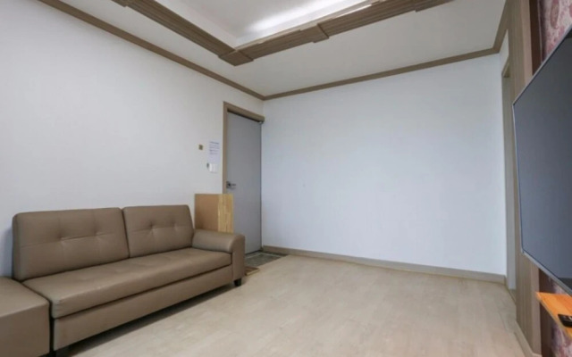 Goseong Daori Pension