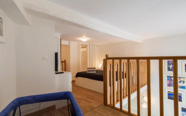 SUEDE PROMENADE Duplex apartment at 1 min from the sea 2 baths