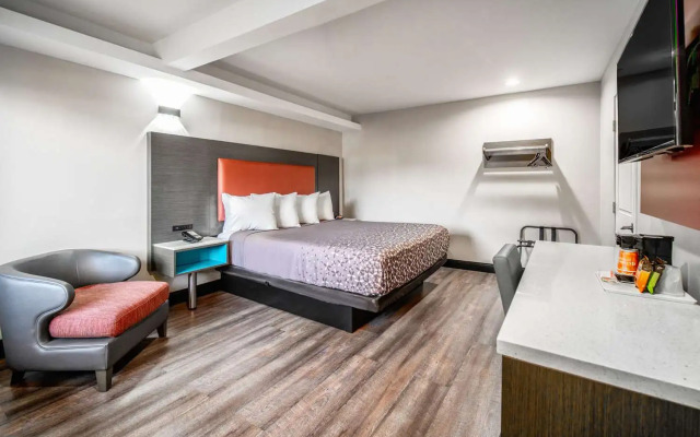 Rodeway Inn South Gate - Los Angeles South