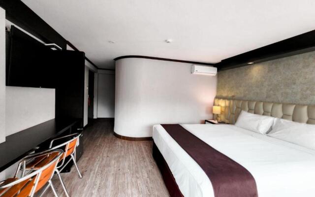 Hotel Ferre Miraflores