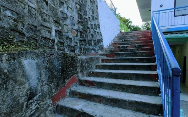 The Yamuna Deck Resort and Cafe