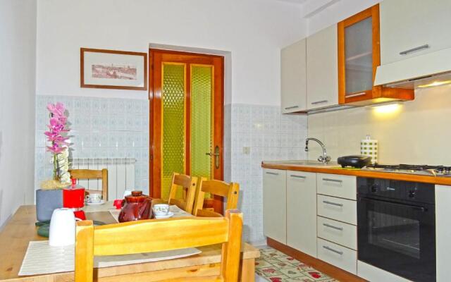 Bellavista Lago Apartments by Gardadomusmea