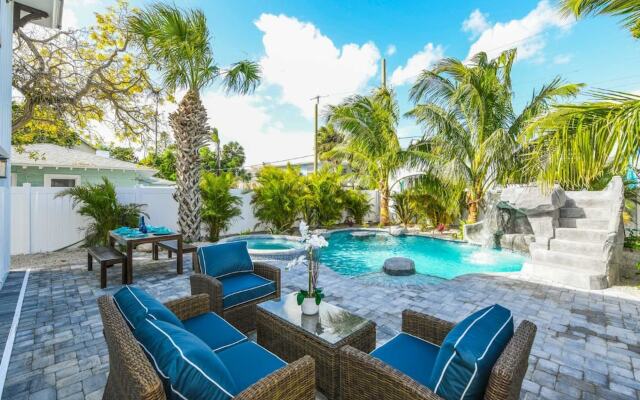 Island House by SKLRP