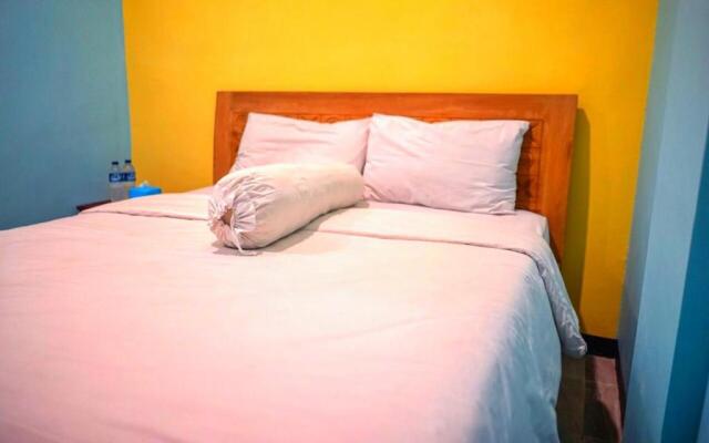 RoomZ Budget Residence