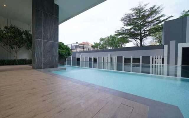 The BASE Pattaya by UPlus