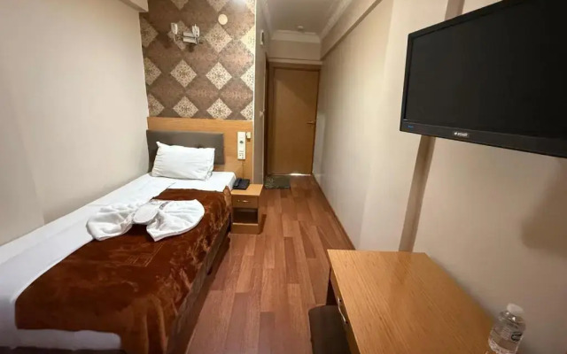 Alklas Hotel