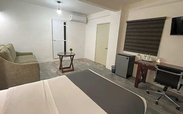 Ixaya Hotel