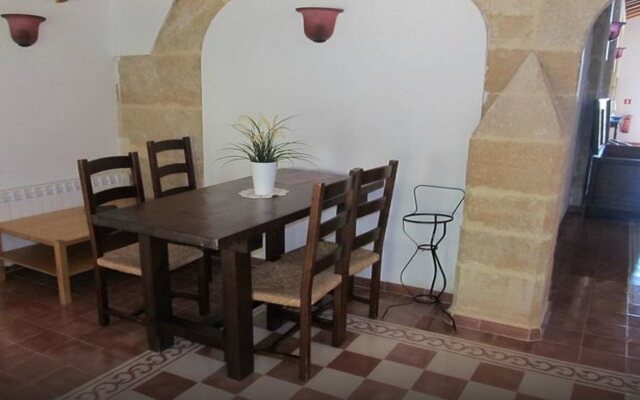 Petit Hotel Hostatgeria La Victoria