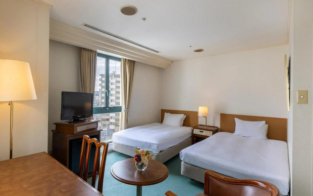 Nagasaki International Hotel