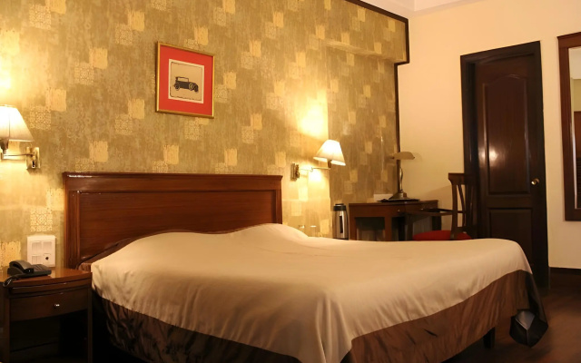 Qutub Residency – Guest Rooms – Delhi