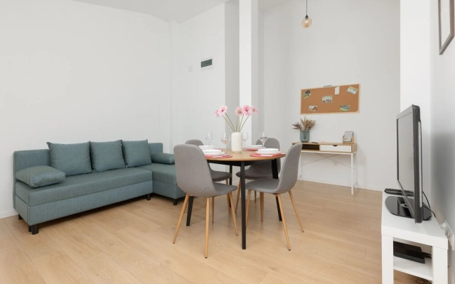 Apartment Warsaw Mińska by Renters