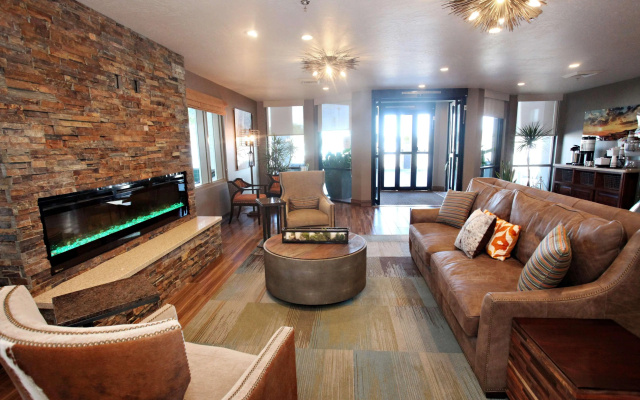 Best Western Plus Cottontree Inn - фото 2