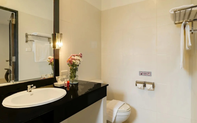 Isara Nai Yang Resort