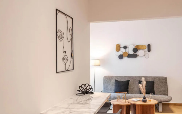 Phaedrus Living: Nea Smyrni Park View Flat
