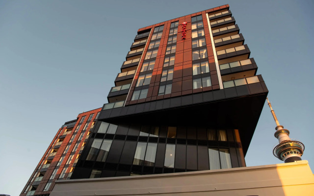 Ramada Suites By Wyndham Victoria Street West