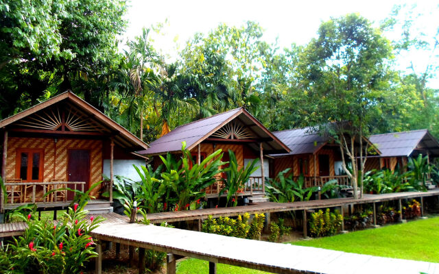 Khao Sok Cabana Resort