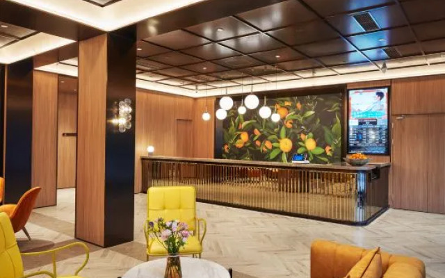 Orange Hotel (Shanghai Caobao Road Sun Moon Light Center)