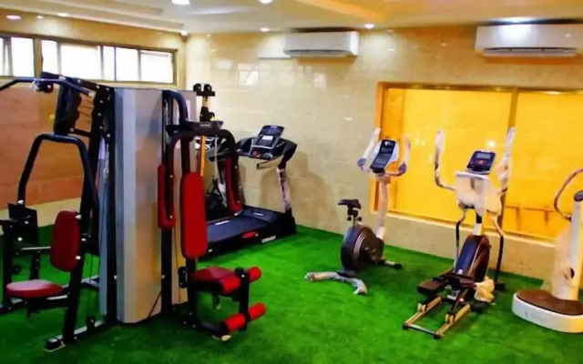 Apno Hotel and Suites