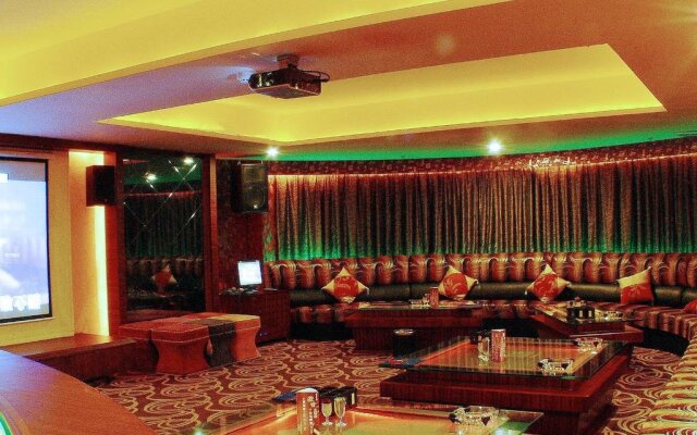 Royal Hotel